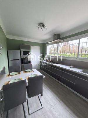 Maison - 186 m² - 7 pièces