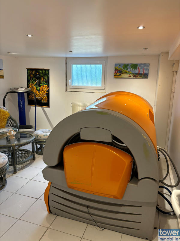 Maison - 190 m² - 6 pièces