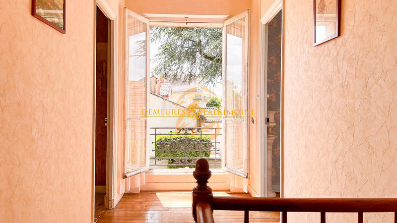 Maison - 91 m² - 5 pièces