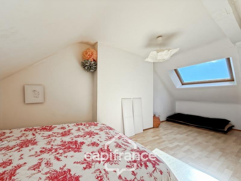 Maison - 205 m² - 8 pièces