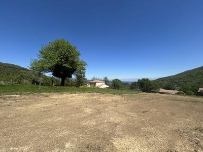 Terrain - 1 104 m²