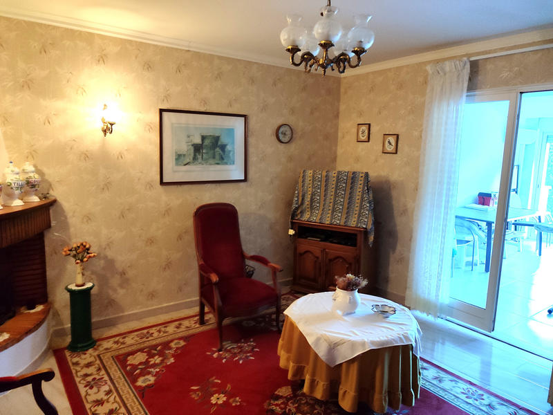 Maison - 200 m² - 7 pièces