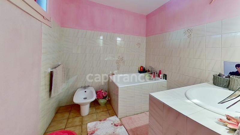 Maison de maîtres - 223 m² - 7 pièces