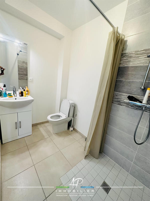 Maison - 97 m² - 5 pièces