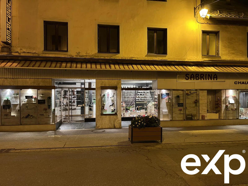 Fonds de commerce - Local commercial - 150 m²