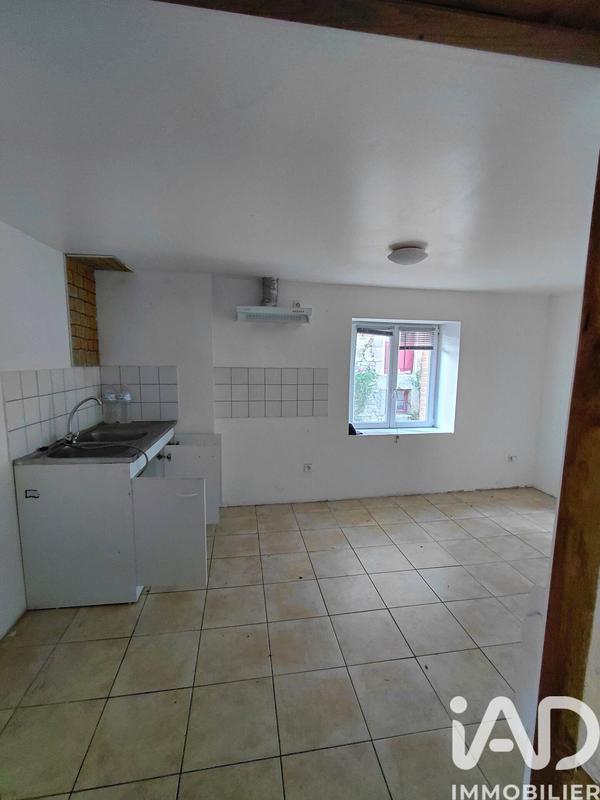 Maison de village - 376 m² - 10 pièces