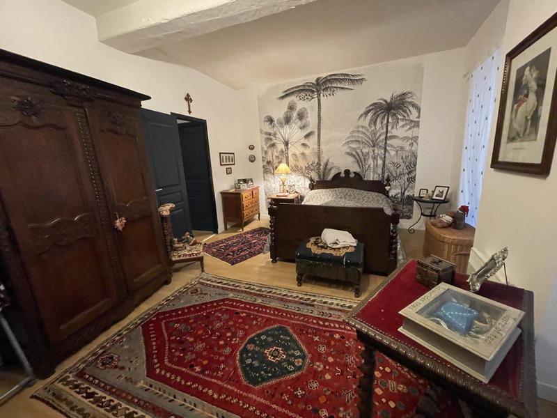 Appartement bourgeois - 93 m² - 6 pièces