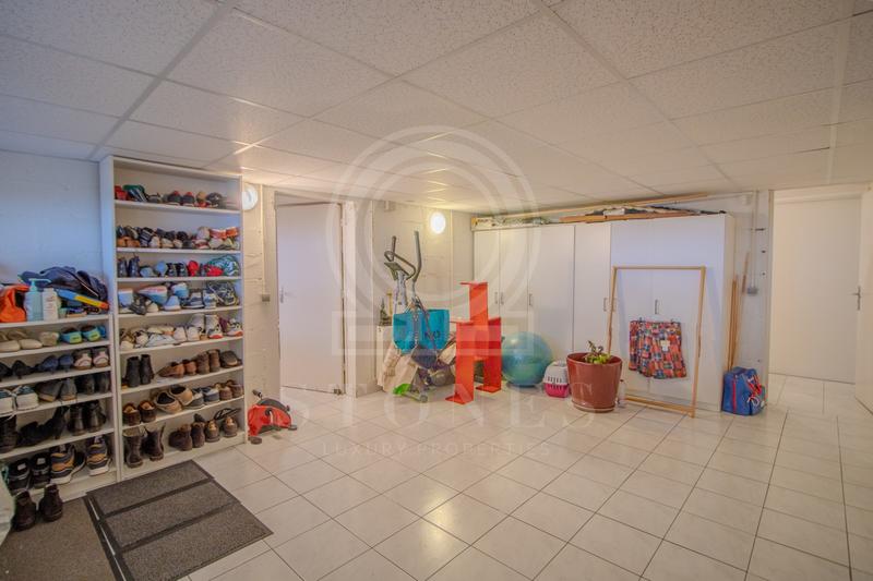 Maison ancienne - 240 m² - 8 pièces