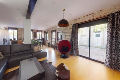 Appartement - 130 m² - 4 pièces