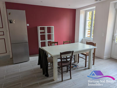 Maison - 280 m² - 8 pièces