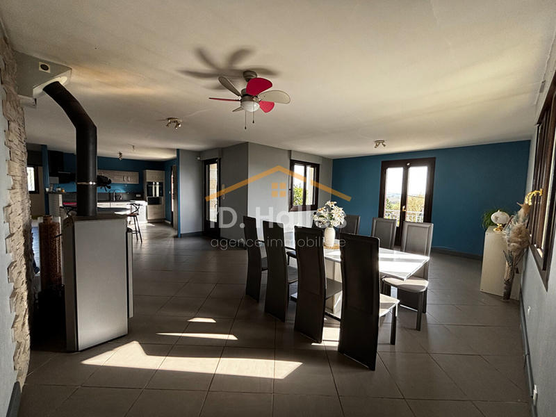 Maison - 189 m² - 7 pièces