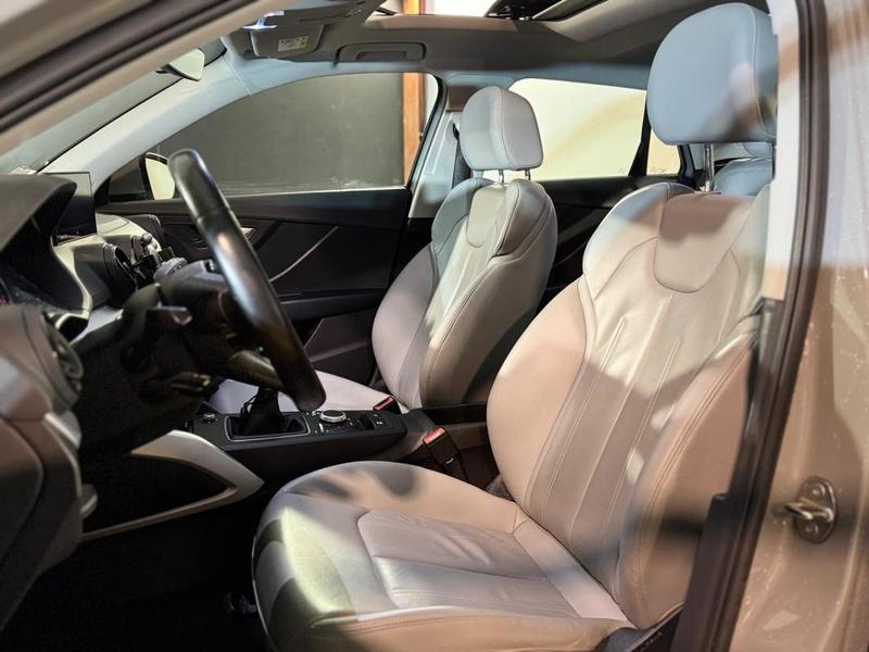 Audi Q2 1.4 Tfsi 150ch Design Toit ouvrant, Sièges chauffants, Park Assist