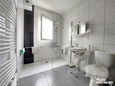 Maison - 149 m² - 16 pièces