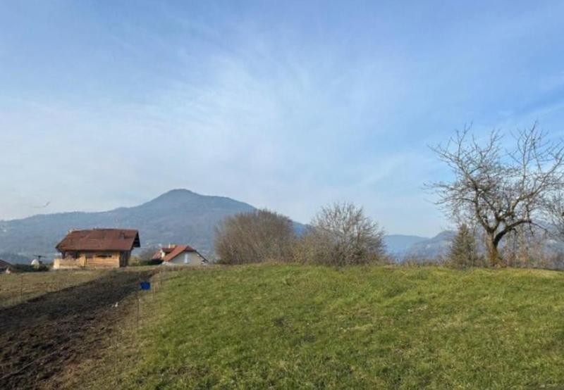 Terrain constructible - 1 000 m²