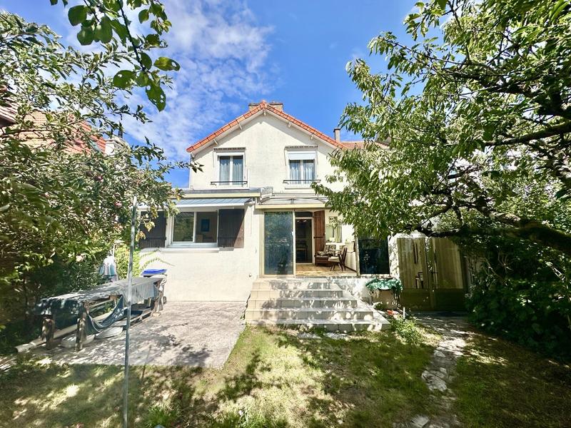 Maison - 130 m² - 6 pièces