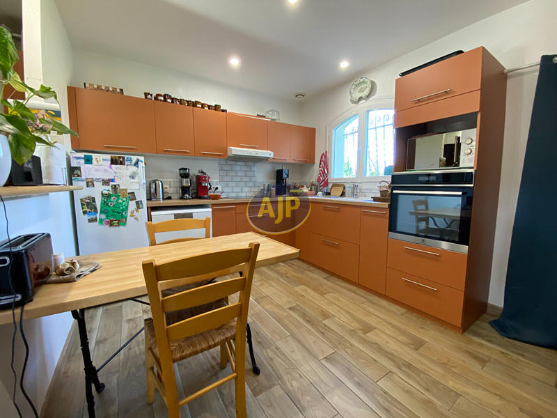 Maison - 122 m² - 6 pièces