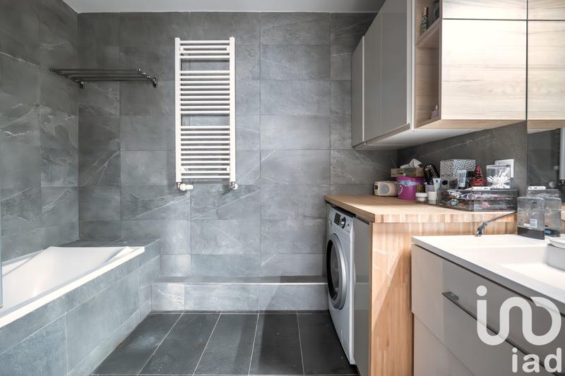 Appartement - 86 m² - 4 pièces