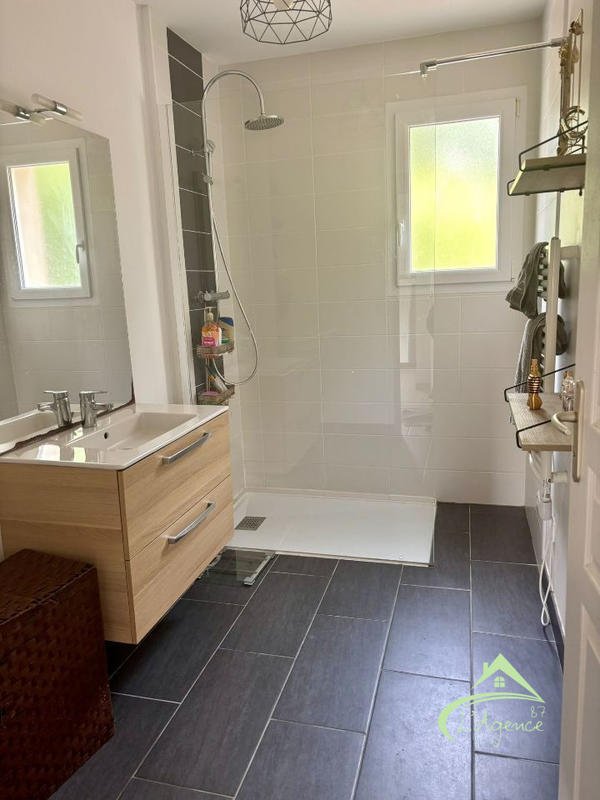 Maison - 97 m² - 5 pièces