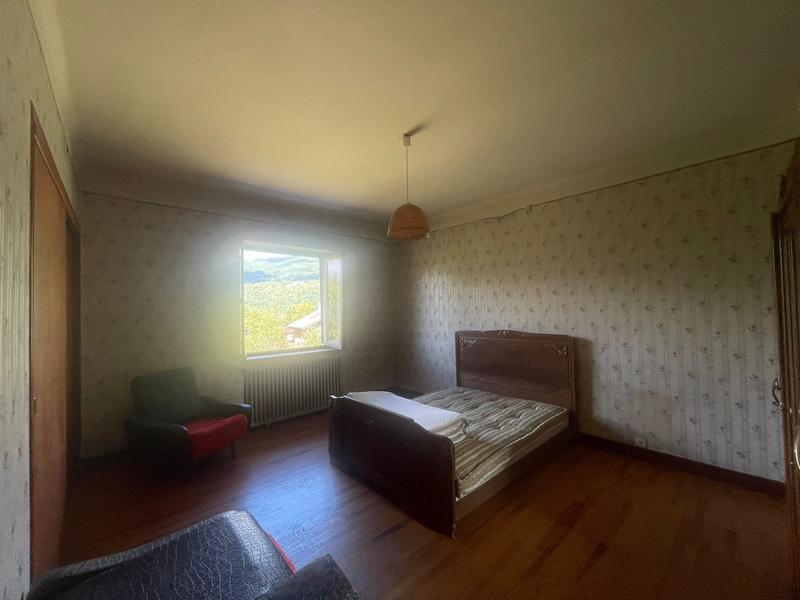 Maison - 127 m² - 8 pièces