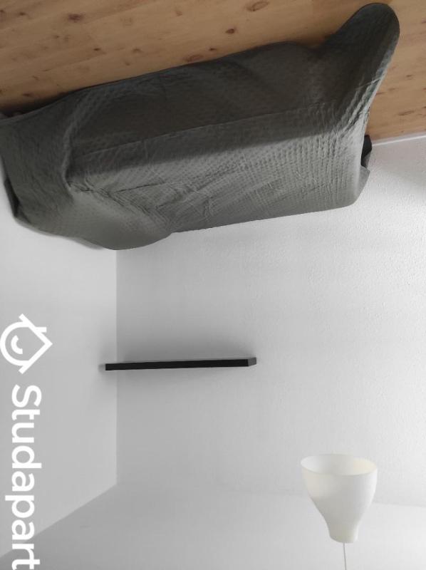 Chambre - 14 m² - 1 pièce