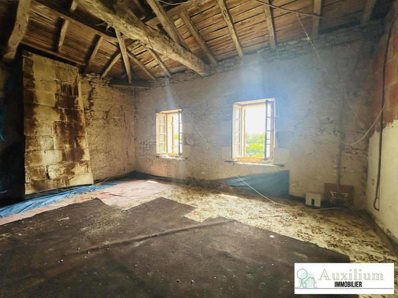 Maison ancienne - 182 m² - 7 pièces