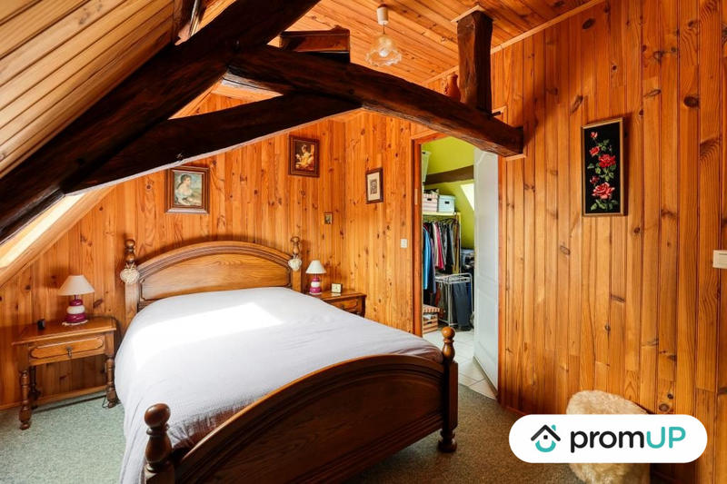 Maison - 180 m² - 6 pièces