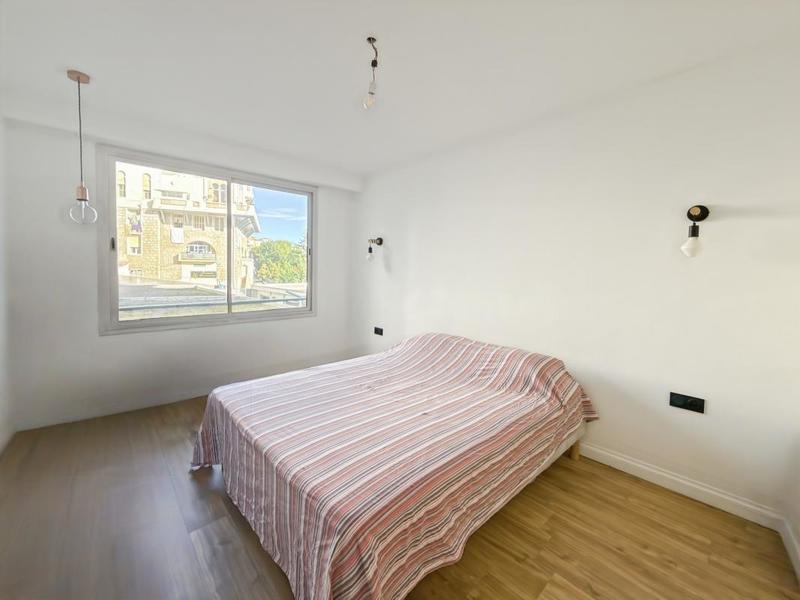 Appartement - 85 m² - 3 pièces