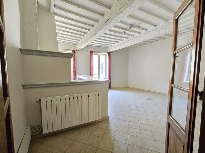 Appartement - 85 m² - 3 pièces