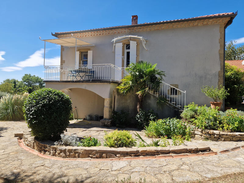 Maison - 495 m² - 23 pièces