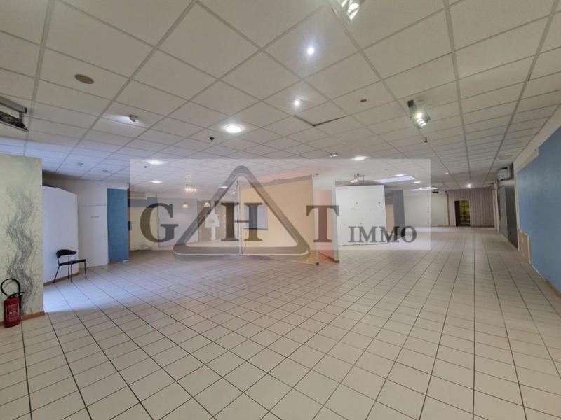 Local commercial - 450 m²