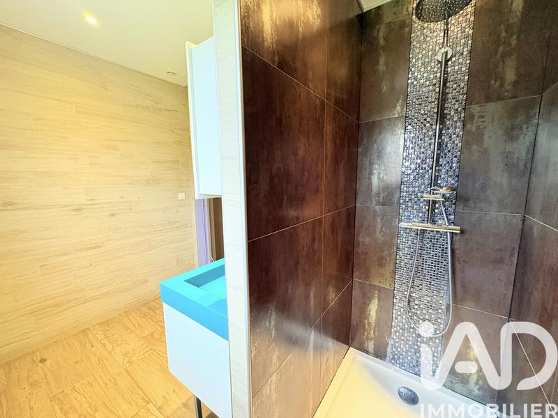 Maison - 146 m² - 7 pièces