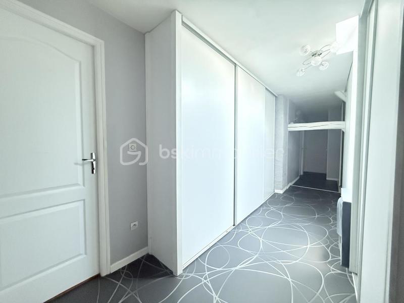 Maison - 160 m² - 7 pièces