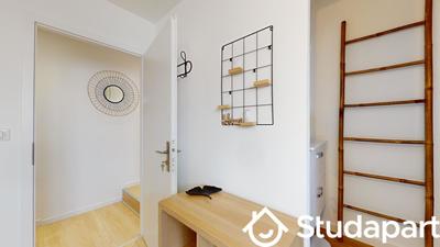 Chambre - 9 m² - 1 pièce