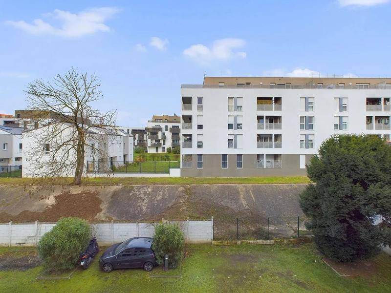 Studio - 28 m² - 1 pièce