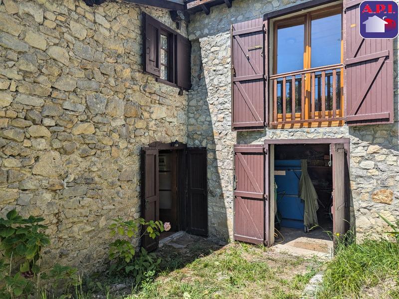 Maison - 91 m² - 6 pièces