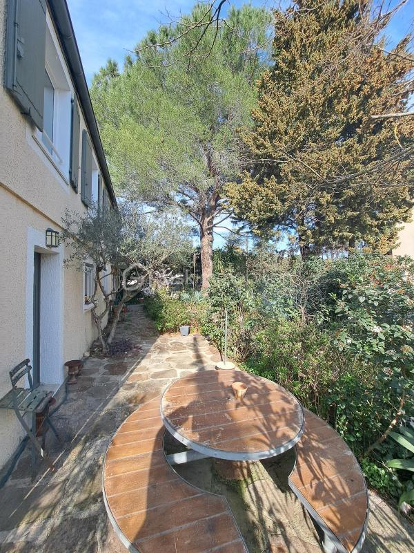 Maison - 99 m² - 5 pièces