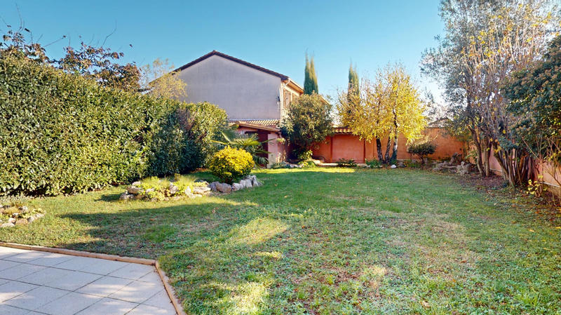 Maison - 106 m² - 5 pièces