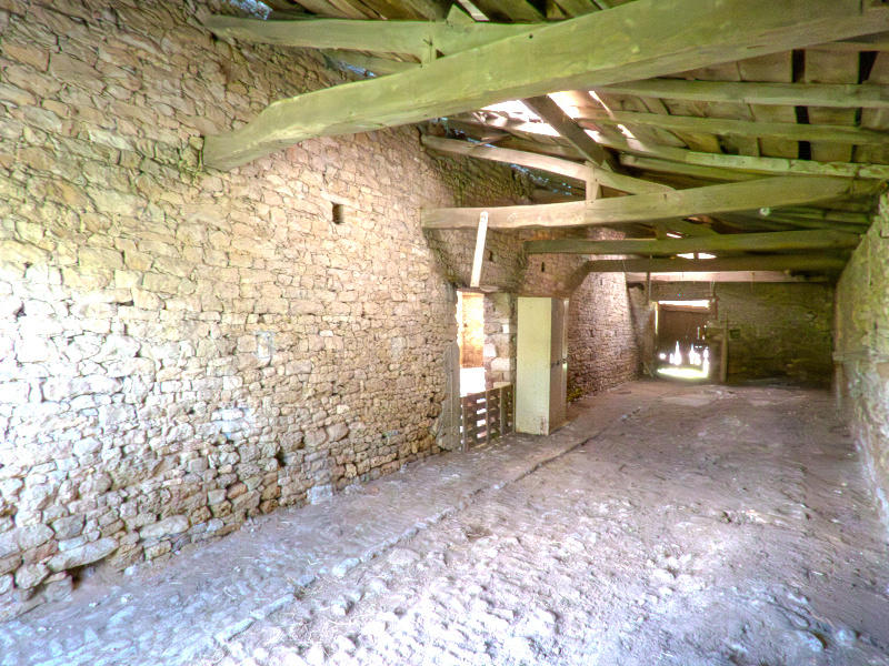 Maison - 240 m² - 3 pièces