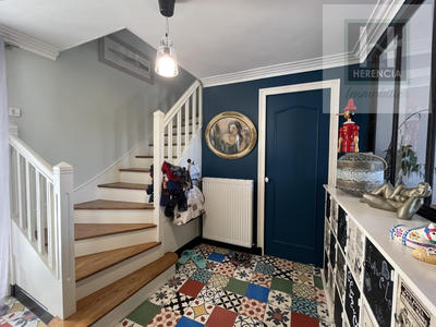 Maison - 170 m² - 7 pièces