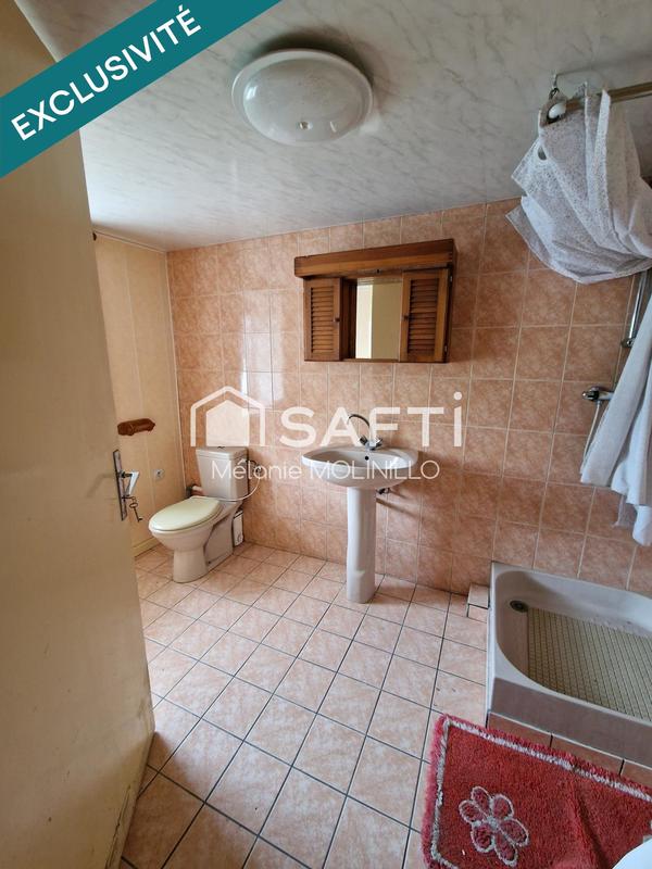 Maison - 167 m² - 8 pièces