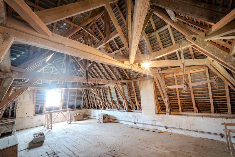 Propriété - 600 m² - 18 pièces