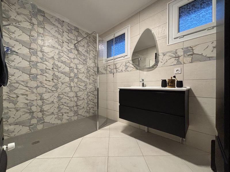 Maison - 150 m² - 4 pièces