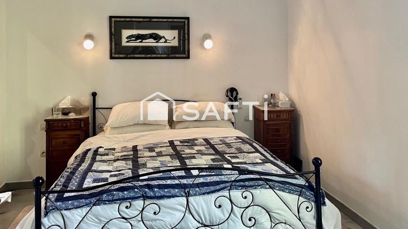 Maison - 400 m² - 9 pièces