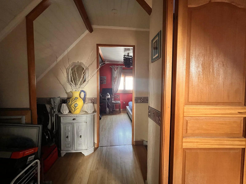 Maison - 90 m² - 5 pièces