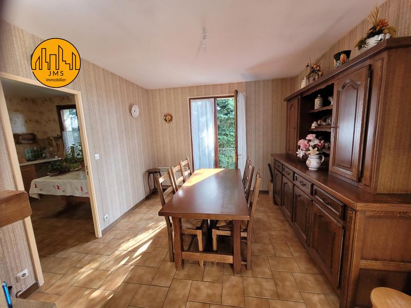 Maison - 90 m² - 4 pièces
