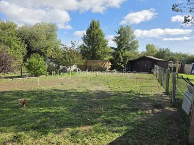 Terrain constructible - 1 407 m²