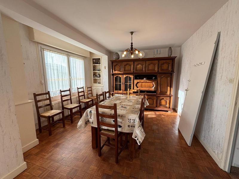 Appartement - 81 m² - 3 pièces