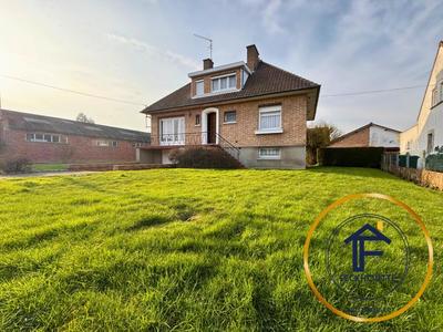 Maison - 88 m² - 4 pièces