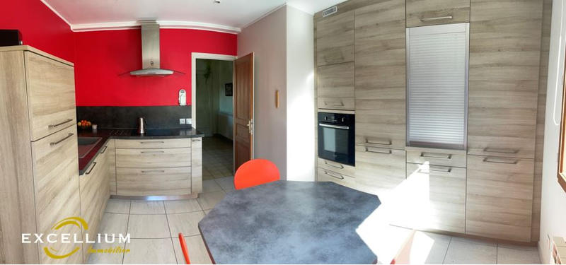 Maison - 160 m² - 6 pièces