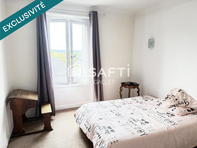 Maison - 235 m² - 7 pièces